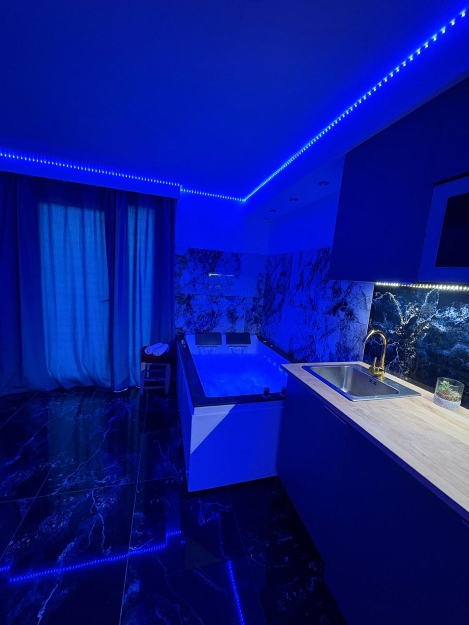 Studio Avec Jaccuzzi Saintry-sur-Seine Esterno foto